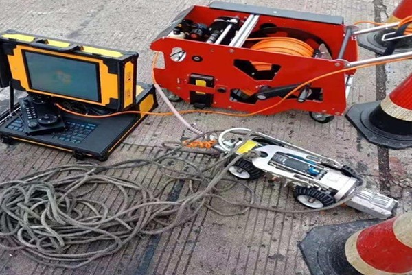 根河CCTV管道检测机器人